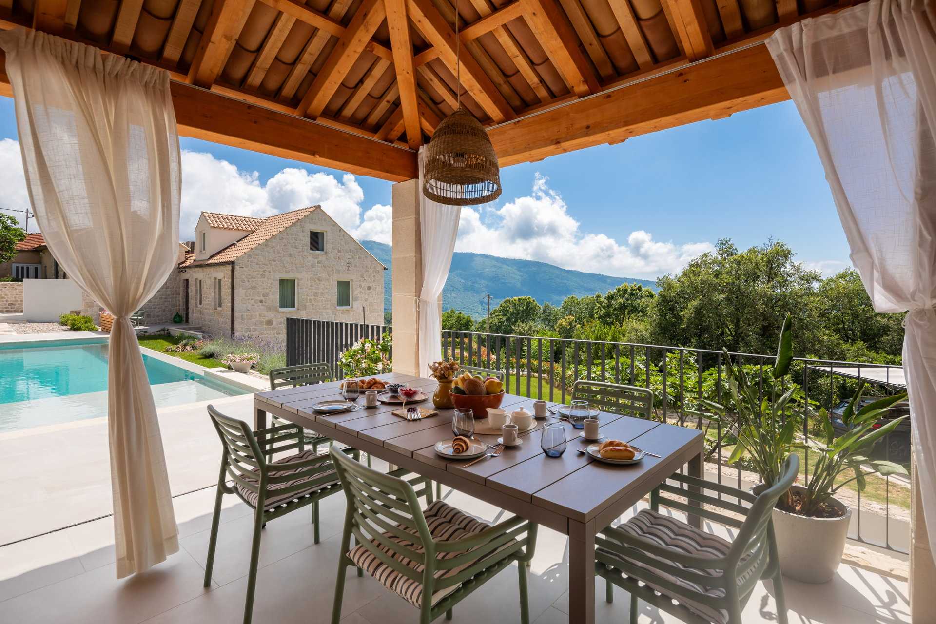 Villa Paradis Vert mit Pool