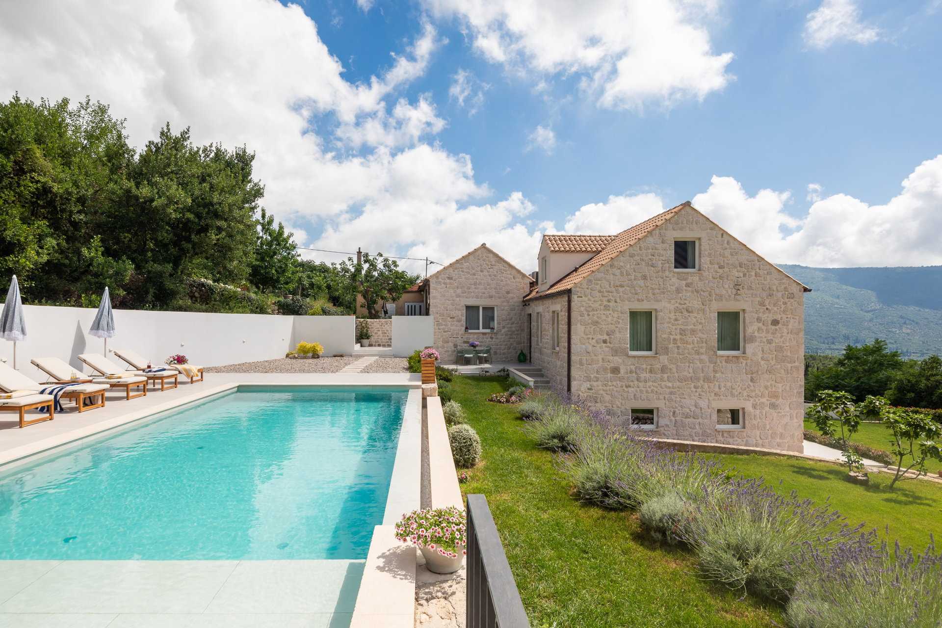 Villa Paradis Vert mit Pool