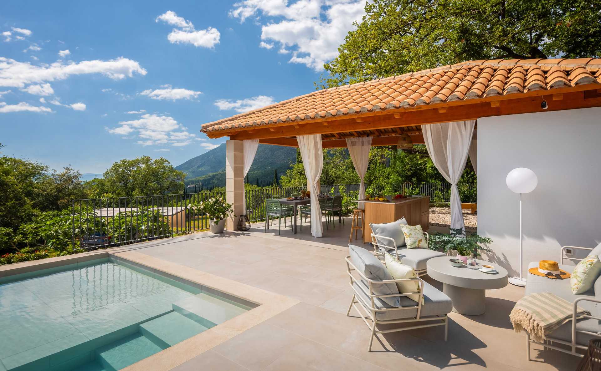Villa Paradis Vert mit Pool
