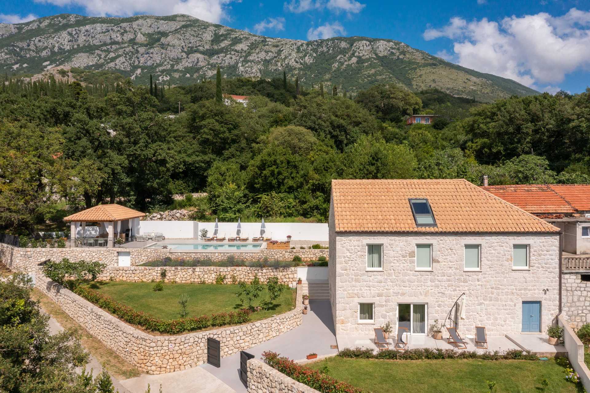 Villa Paradis Vert mit Pool