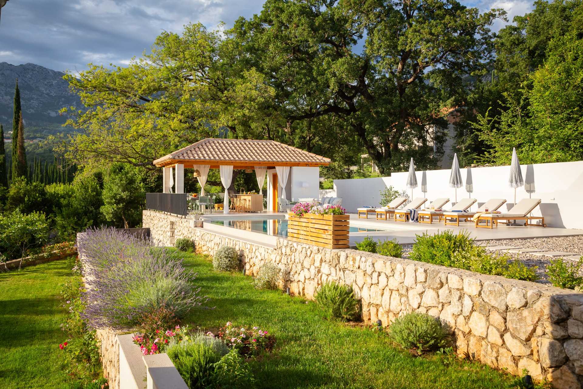 Villa Paradis Vert mit Pool