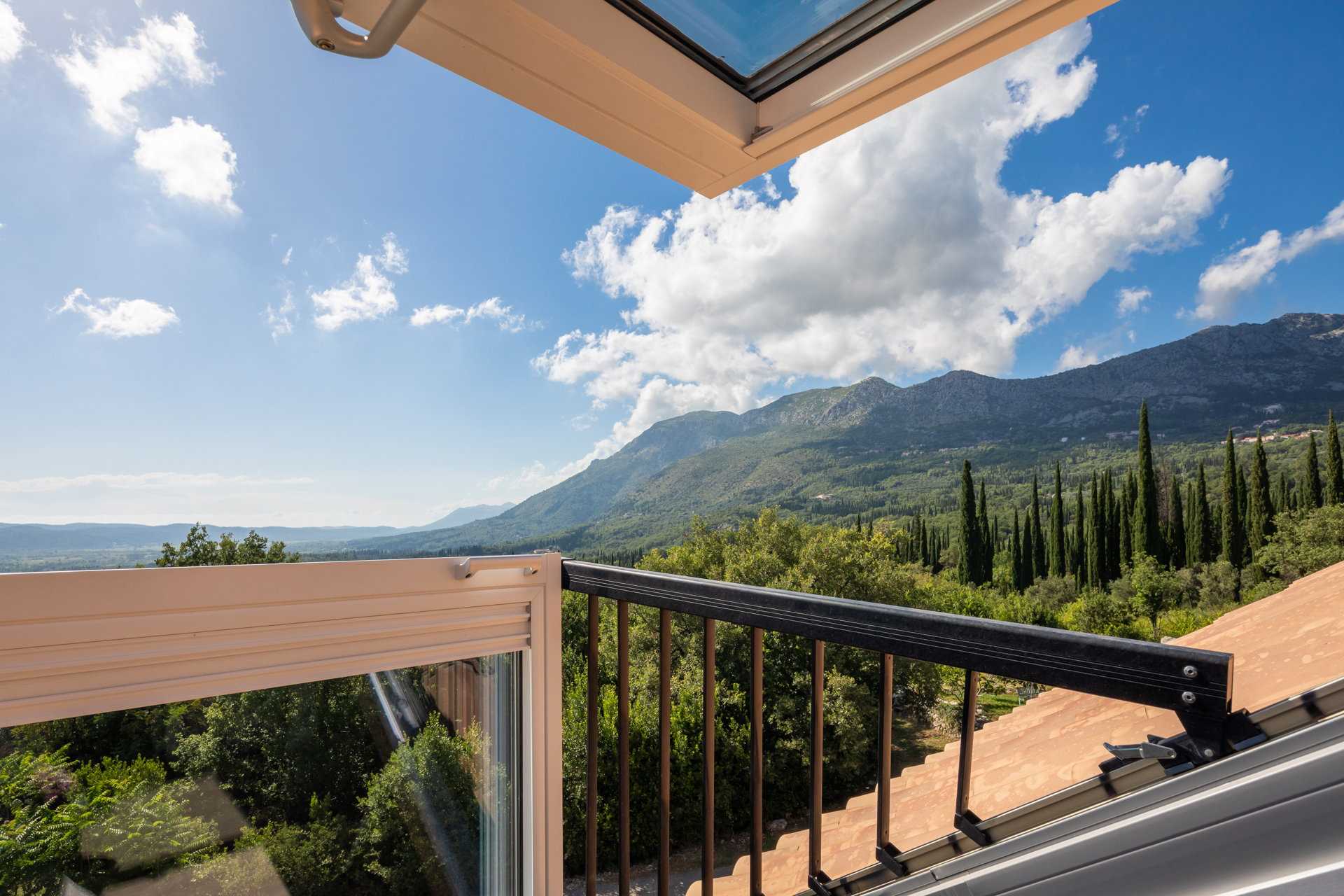 Villa Paradis Vert mit Pool