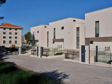 Modern Seafront Villa with Pool in Trogir