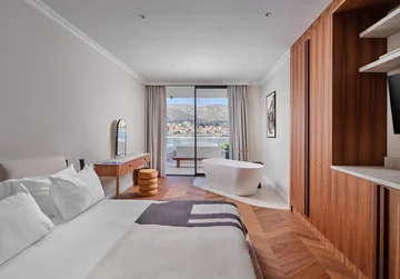 Modern Seafront Villa with Pool in Trogir