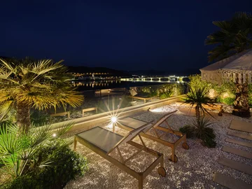 Modern Seafront Villa with Pool in Trogir