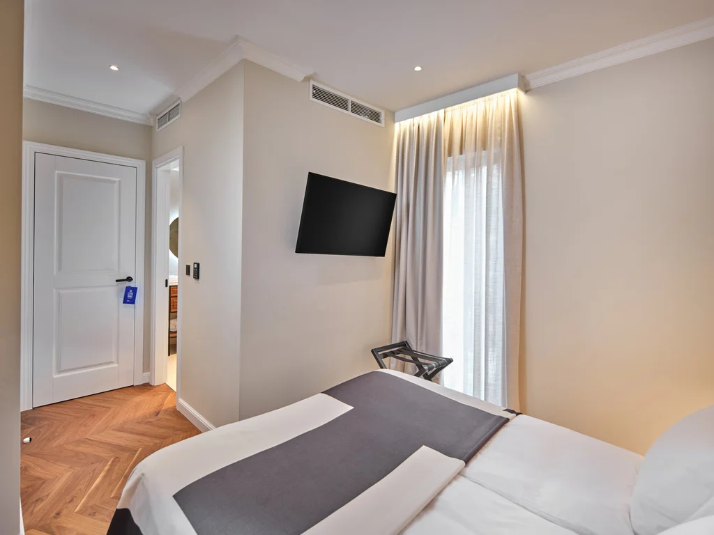 Contemporary Villa with Pool in Trogir