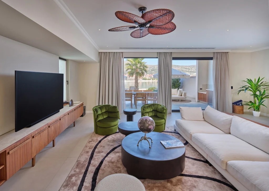 Contemporary Villa with Pool in Trogir
