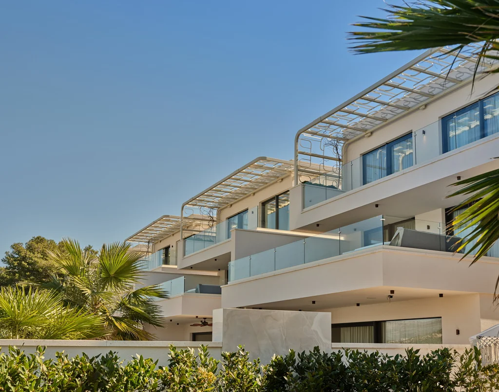 Coastal Five-Bedroom Villa with Pool in Trogir