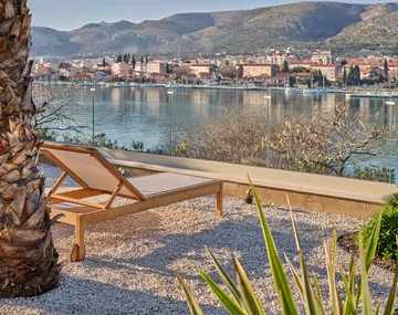 Coastal Five-Bedroom Villa with Pool in Trogir