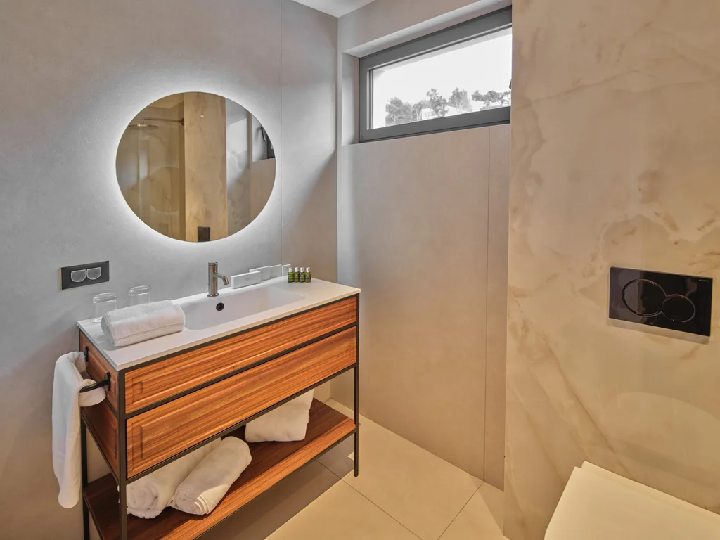 Contemporary Seaside Villa with Pool in Trogir