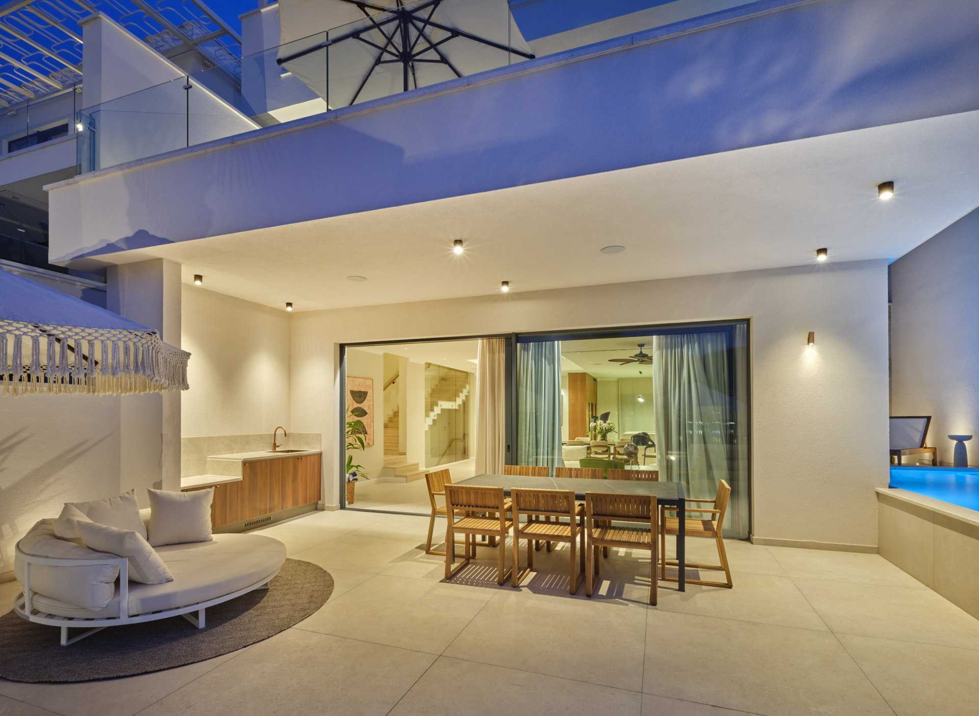 Luxury Villa Lunea with Pool IV
