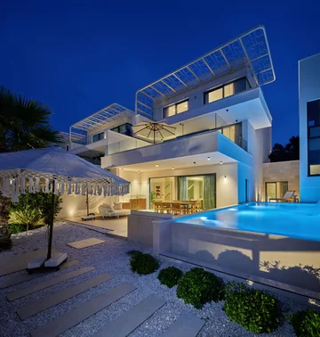 Contemporary Seaside Villa with Pool in Trogir