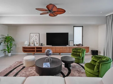 Modern Beachfront Villa with Pool in Trogir