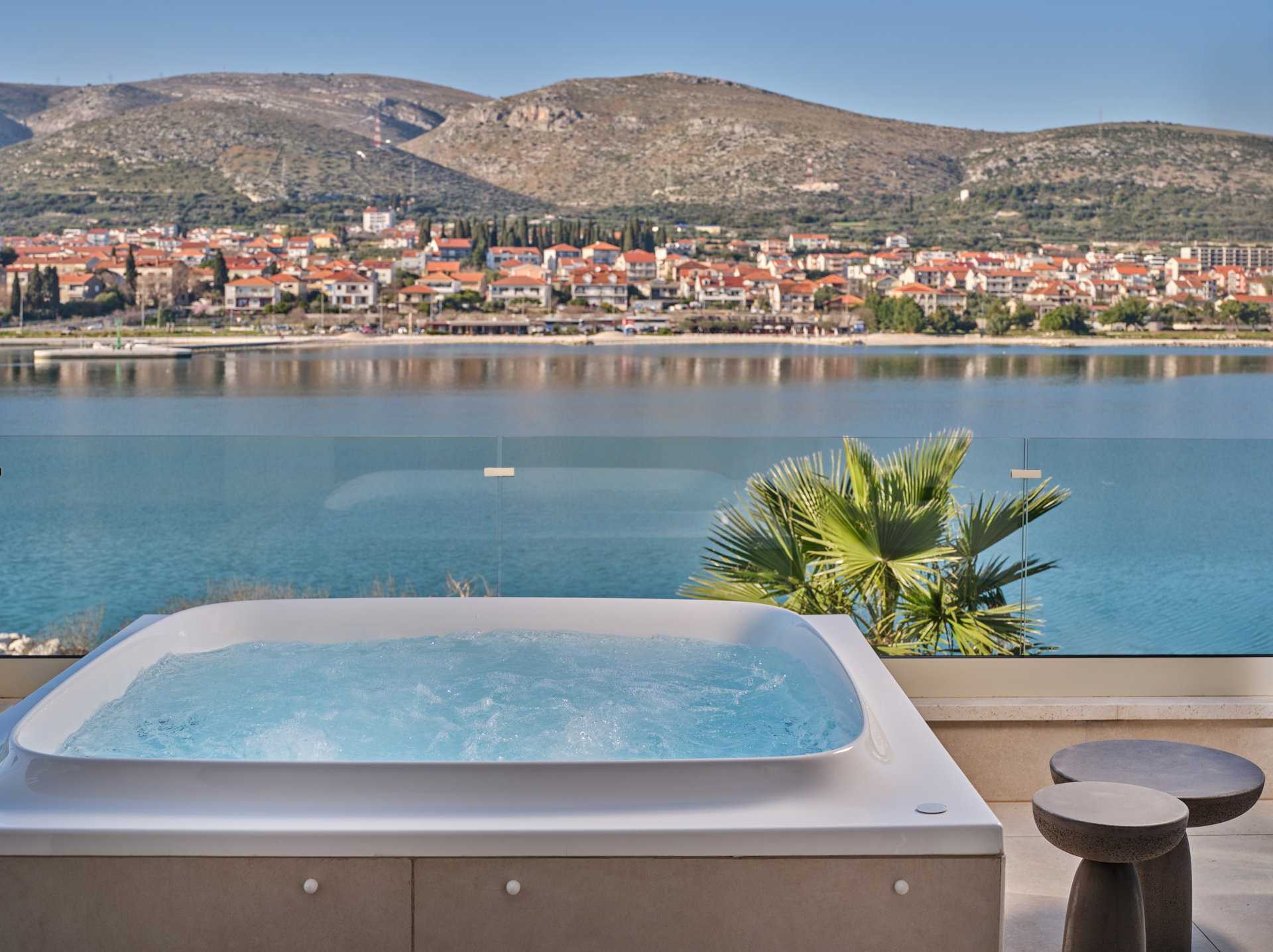 Luxury Villa Lunea with Pool V