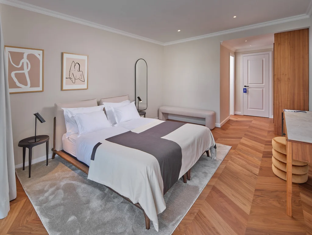 Modern Beachfront Villa with Pool in Trogir