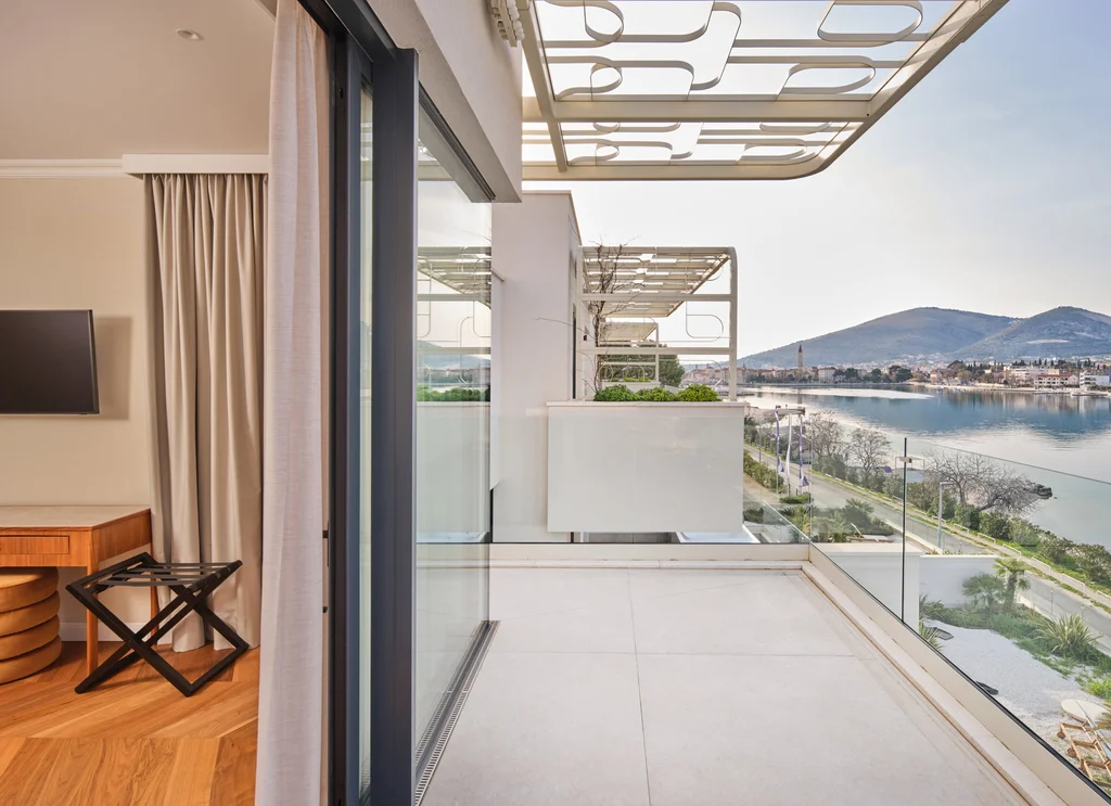 Modern Beachfront Villa with Pool in Trogir