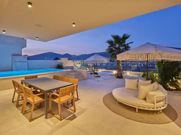 Modern Beachfront Villa with Pool in Trogir