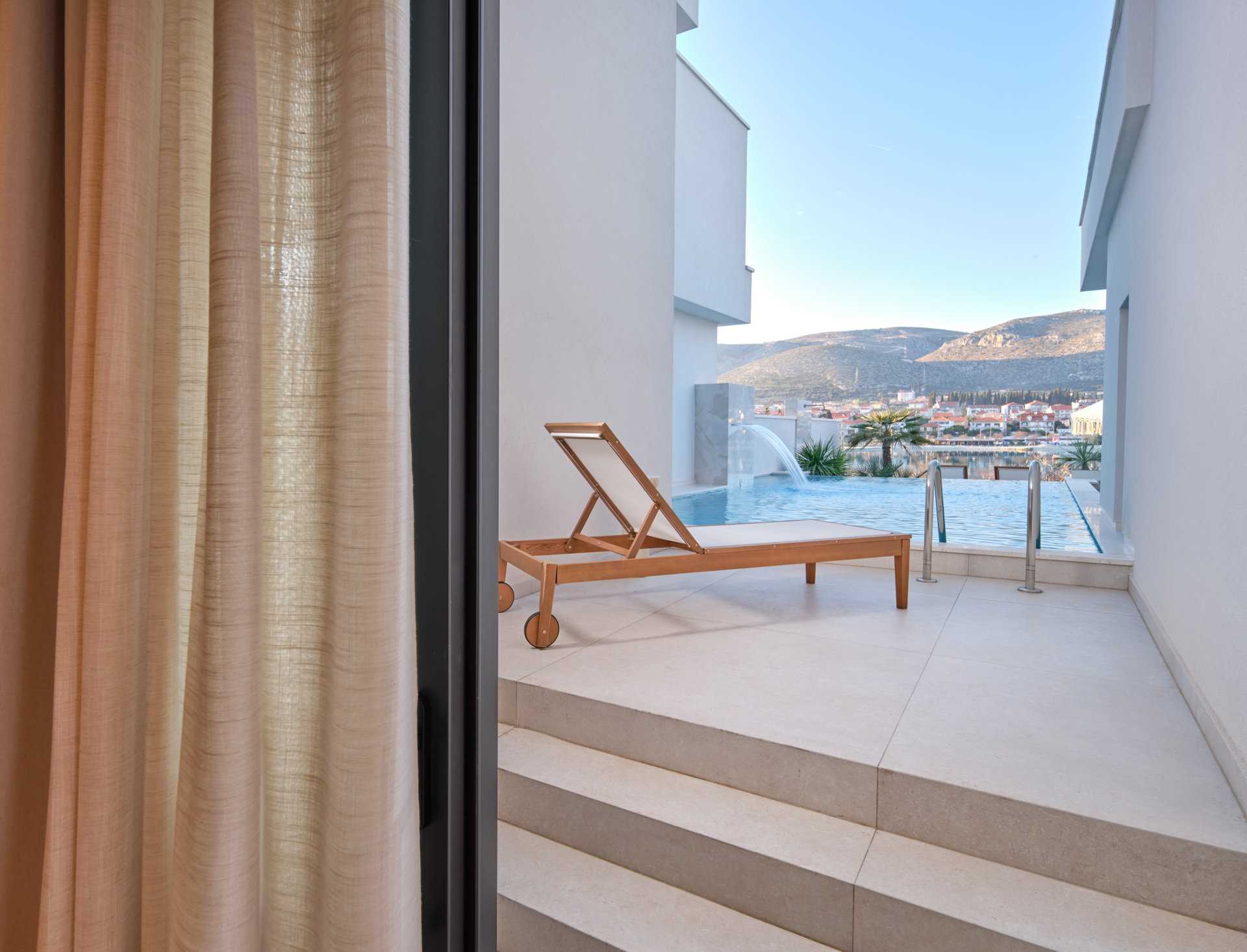Luxury Villa Lunea with Pool VI