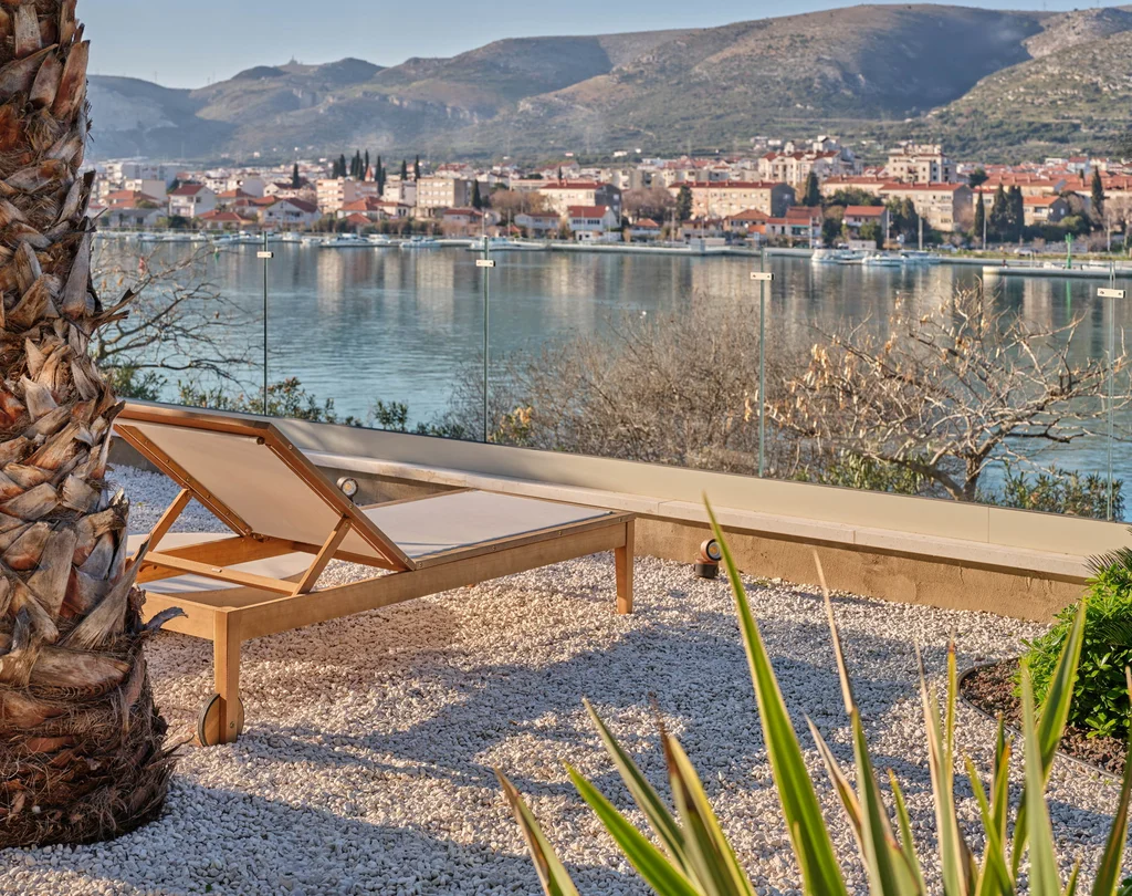 Modern Seaside Villa with Pool in Trogir