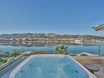 Modern Seaside Villa with Pool in Trogir