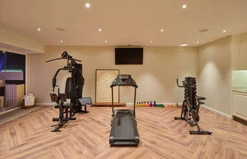 Modern Seaside Villa with Pool in Trogir