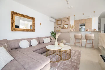 Modern Hilltop Villa with Pool in Podstrana