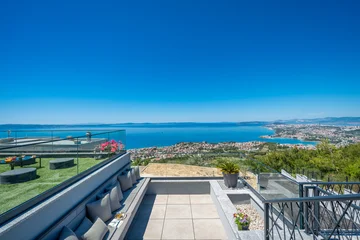 Modern Hilltop Villa with Pool in Podstrana