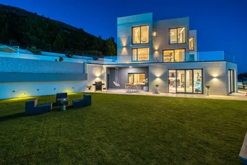 Modern Hilltop Villa with Pool in Podstrana