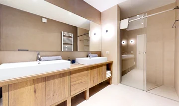 Seaside Retreat Villa with Infinity Pool in Primošten