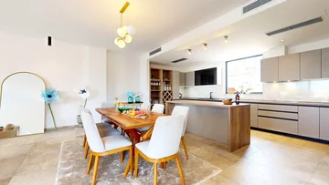 Beachfront Villa with Infinity Pool in Primošten