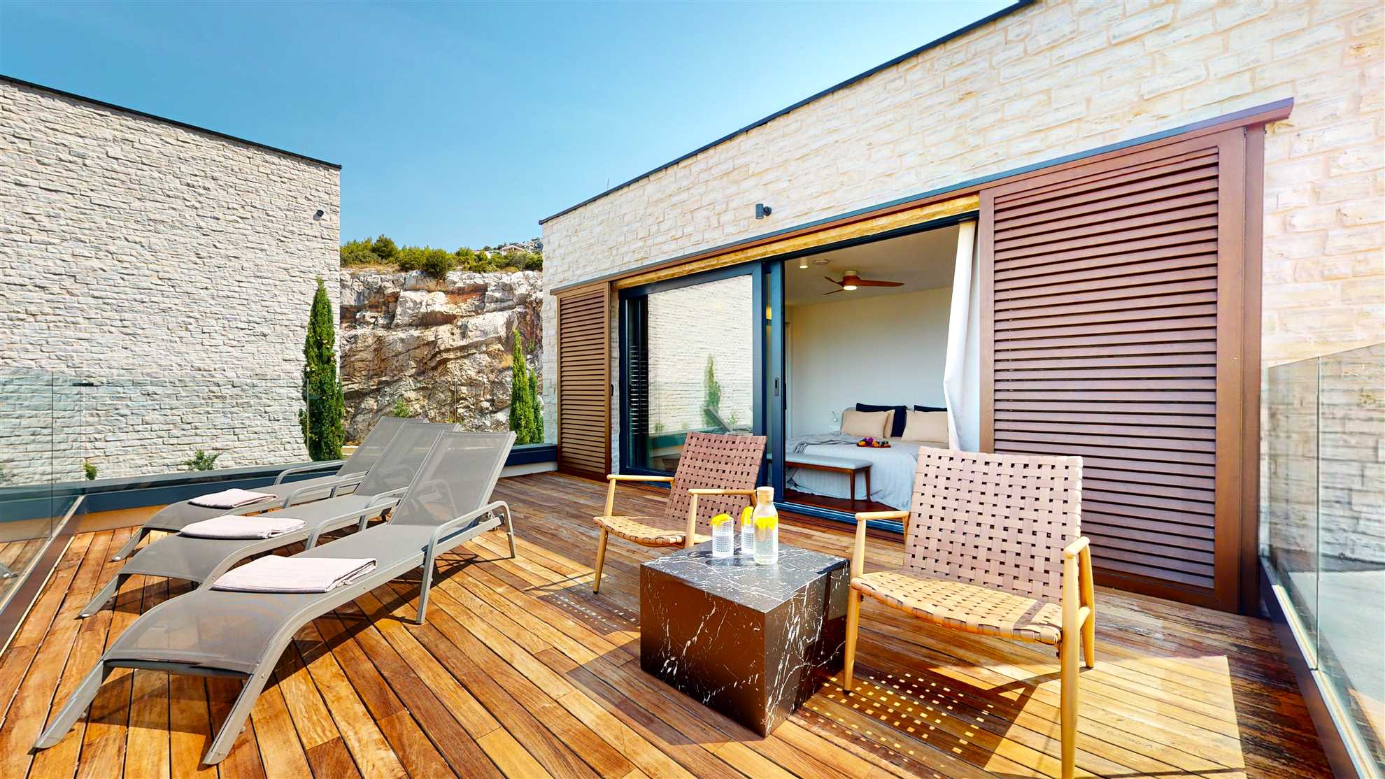Villa Flora Mare VI s bazenom
