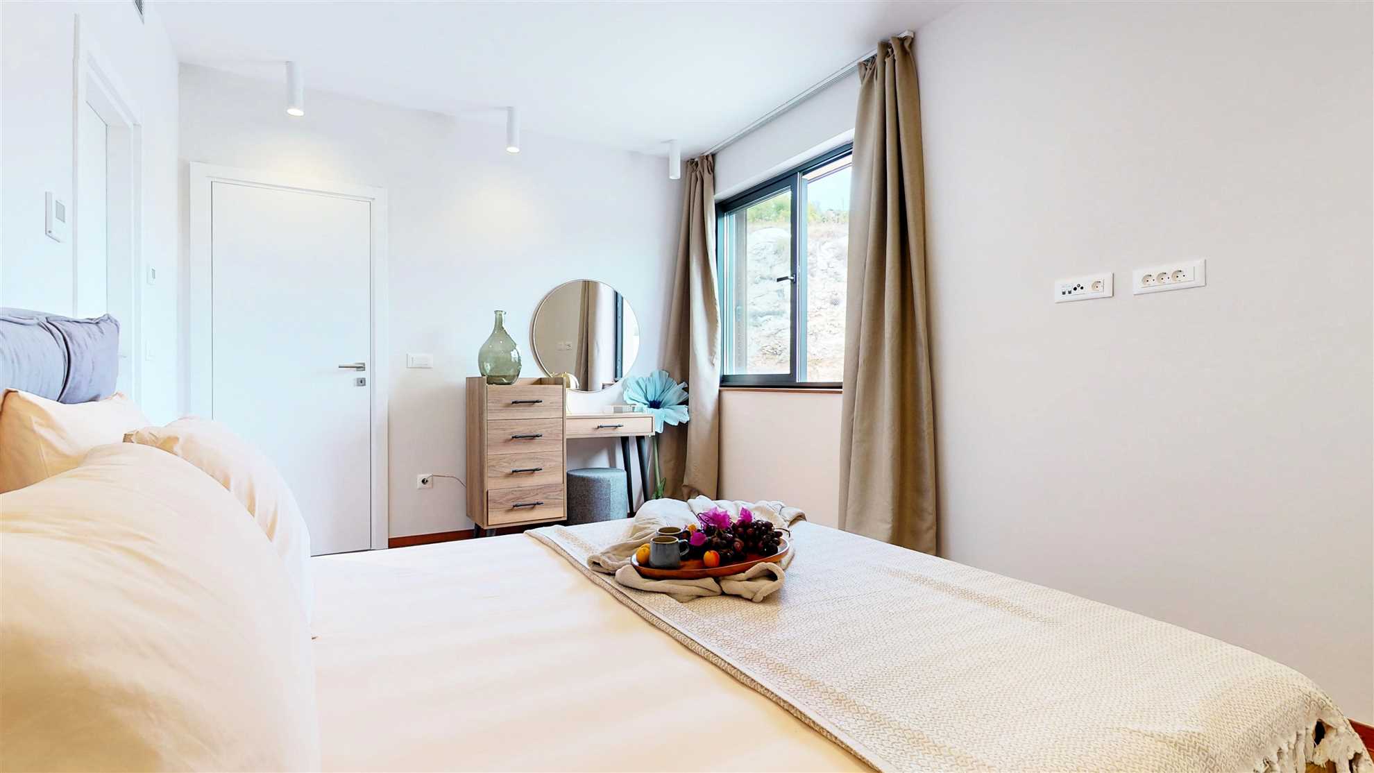 Villa Flora Mare VI s bazenom