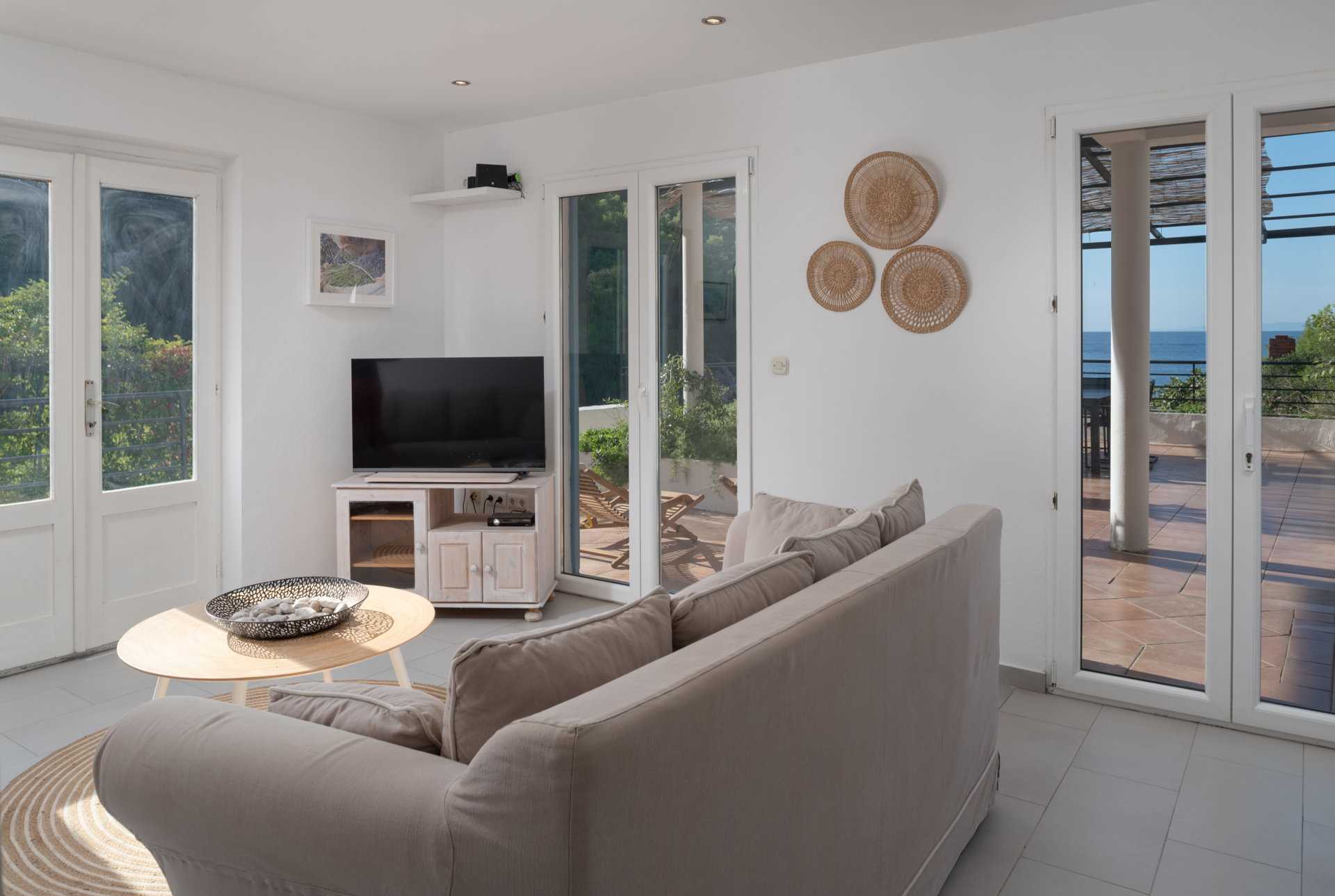 Beachfront Villa High Fly with Pool
