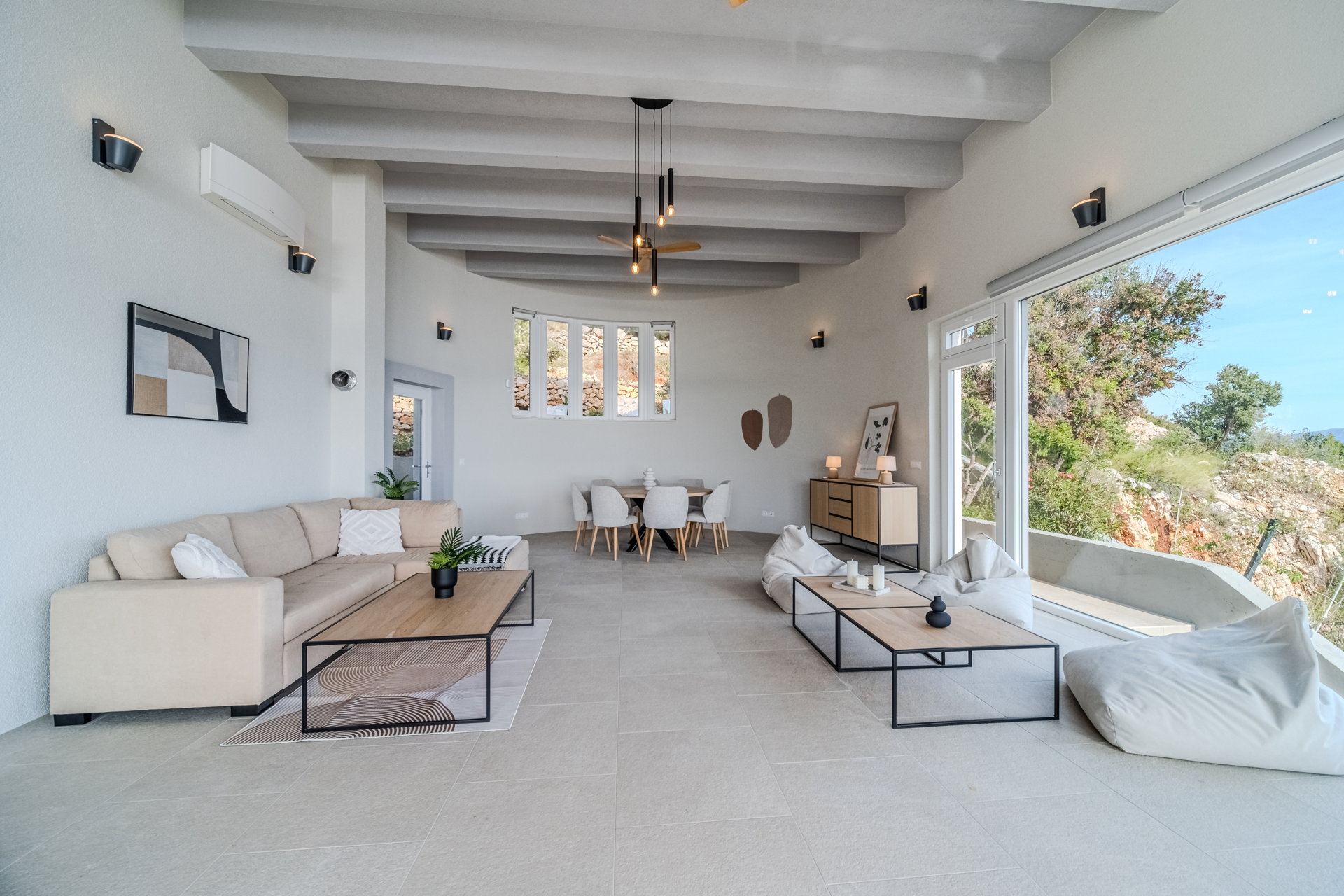 Villa Amorpha with Pool