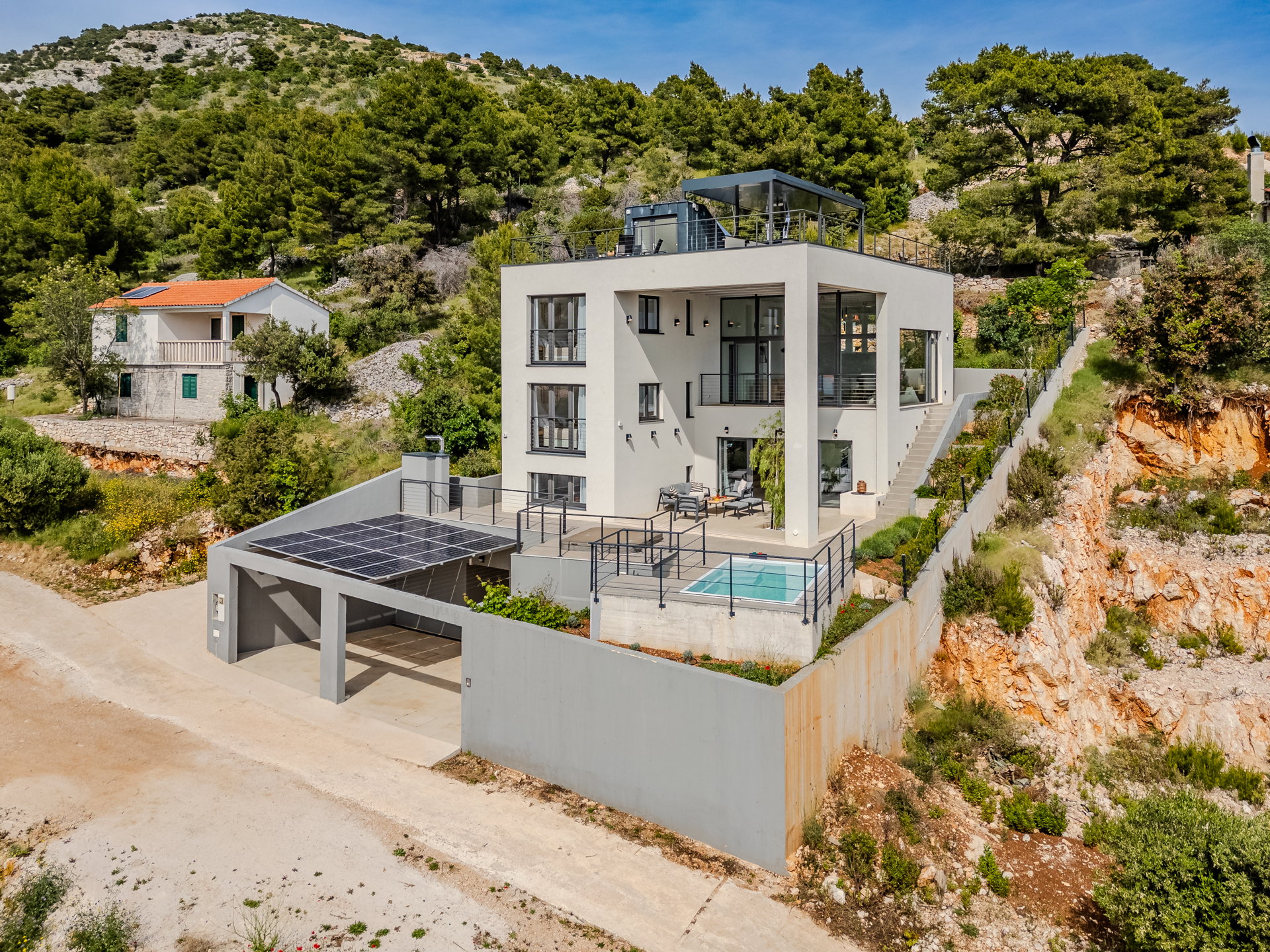 Villa Amorpha with Pool