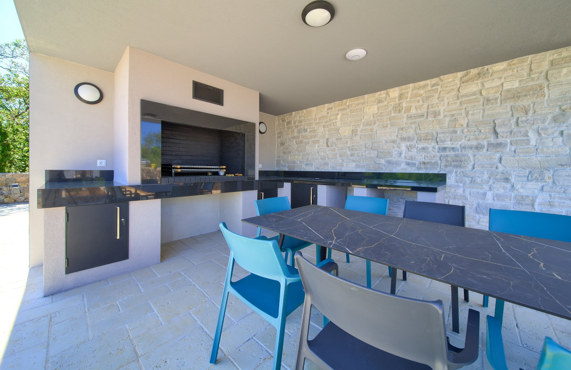 Luxury Villa Equinox with Heated Pool