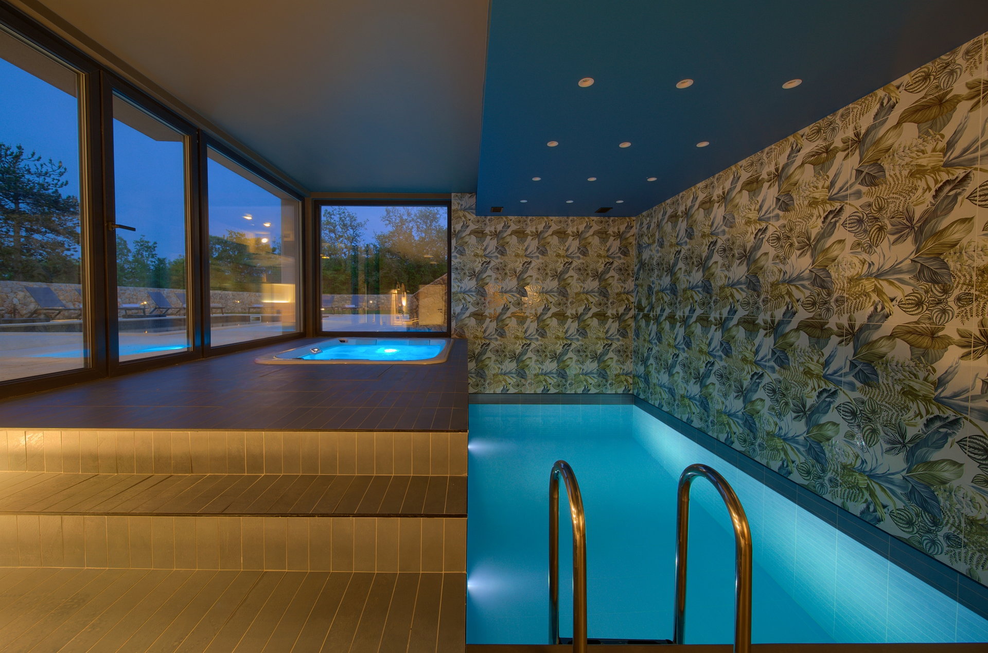Luxury Villa Equinox with Heated Pool