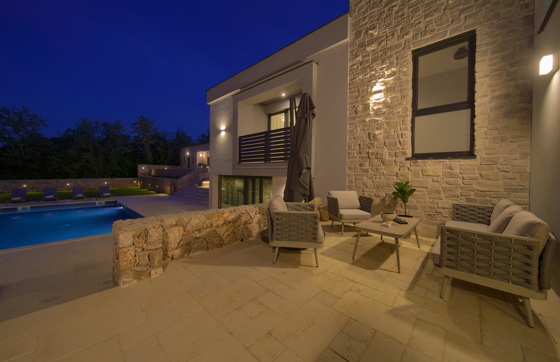 Luxury Villa Equinox with Heated Pool