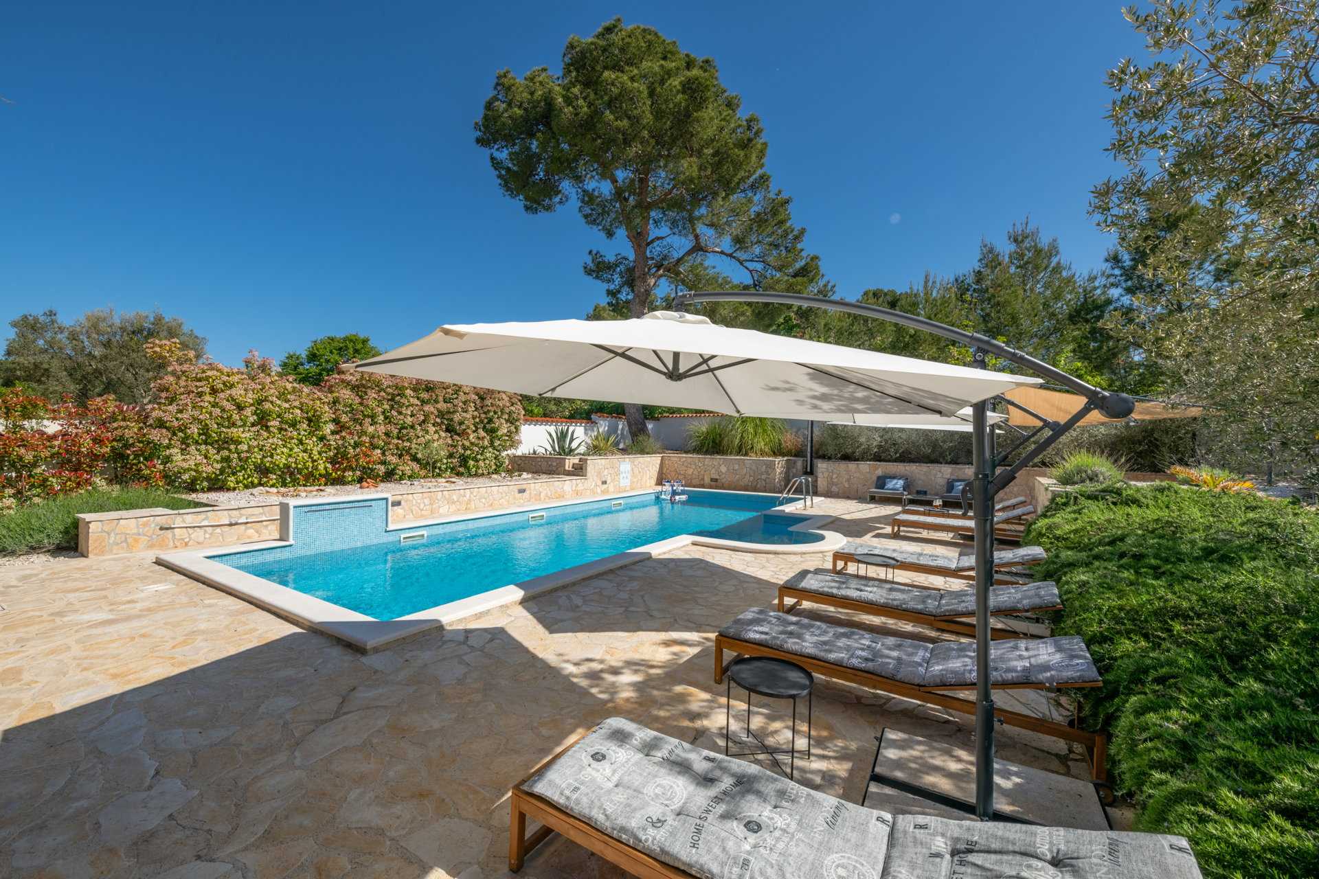 Villa My Valentine with Pool