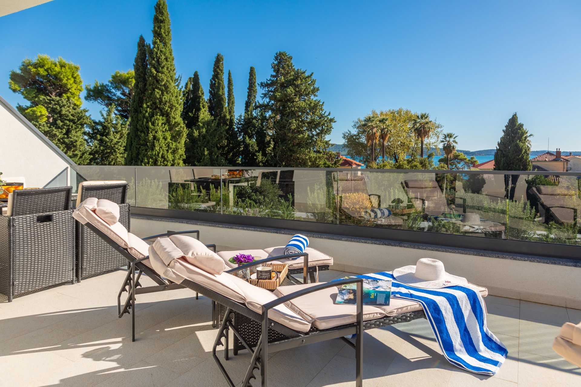 Luxury Villa Lux with Heated Pool