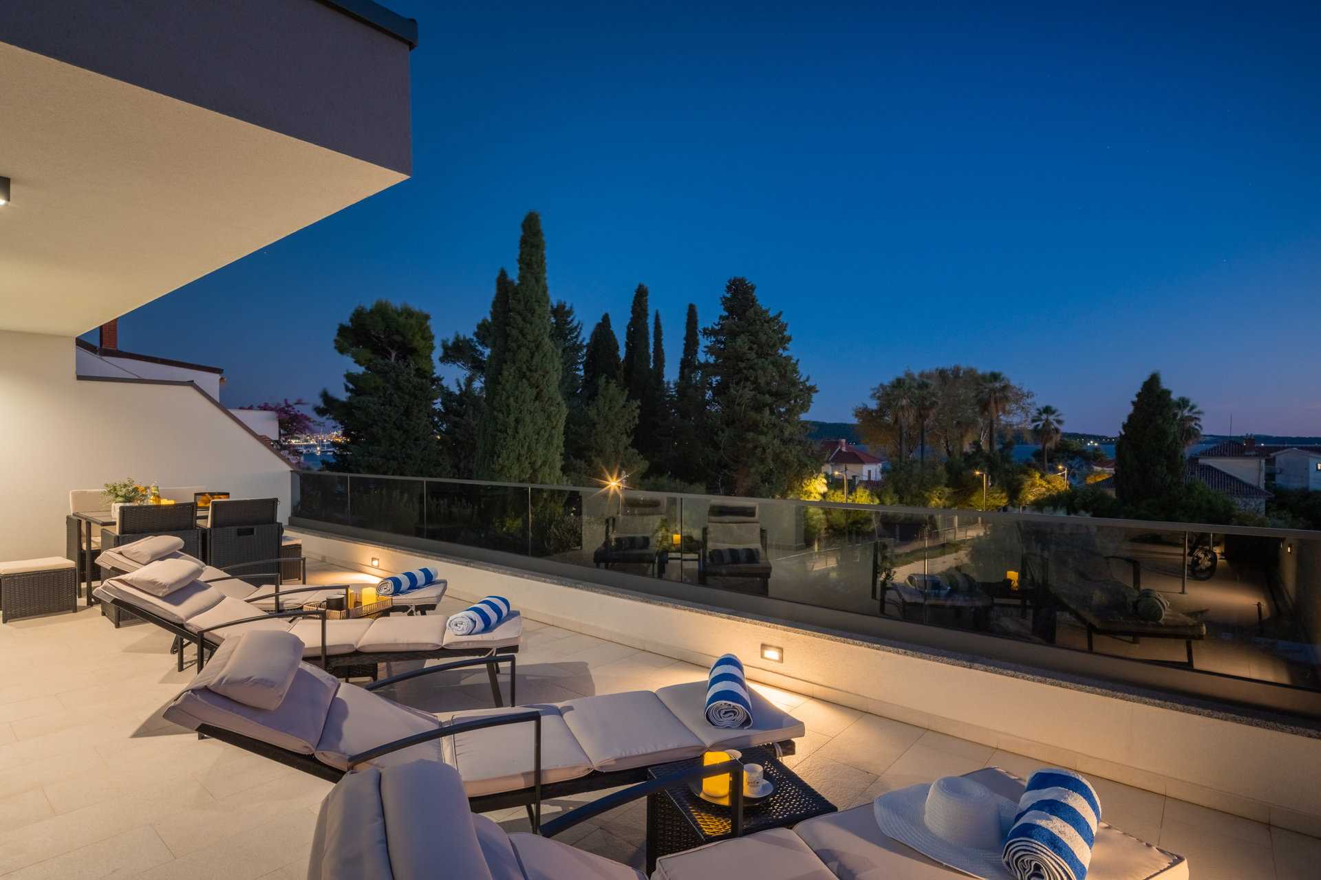 Luxury Villa Lux with Heated Pool