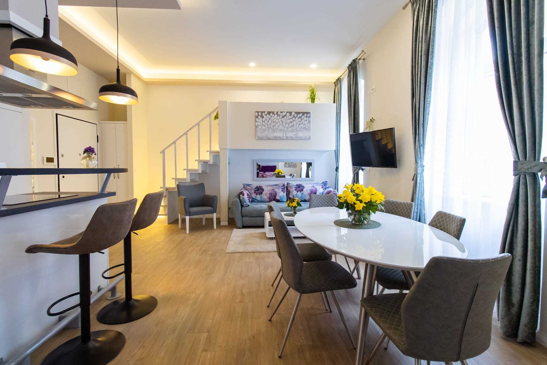 ** Bonne Chance Apartment