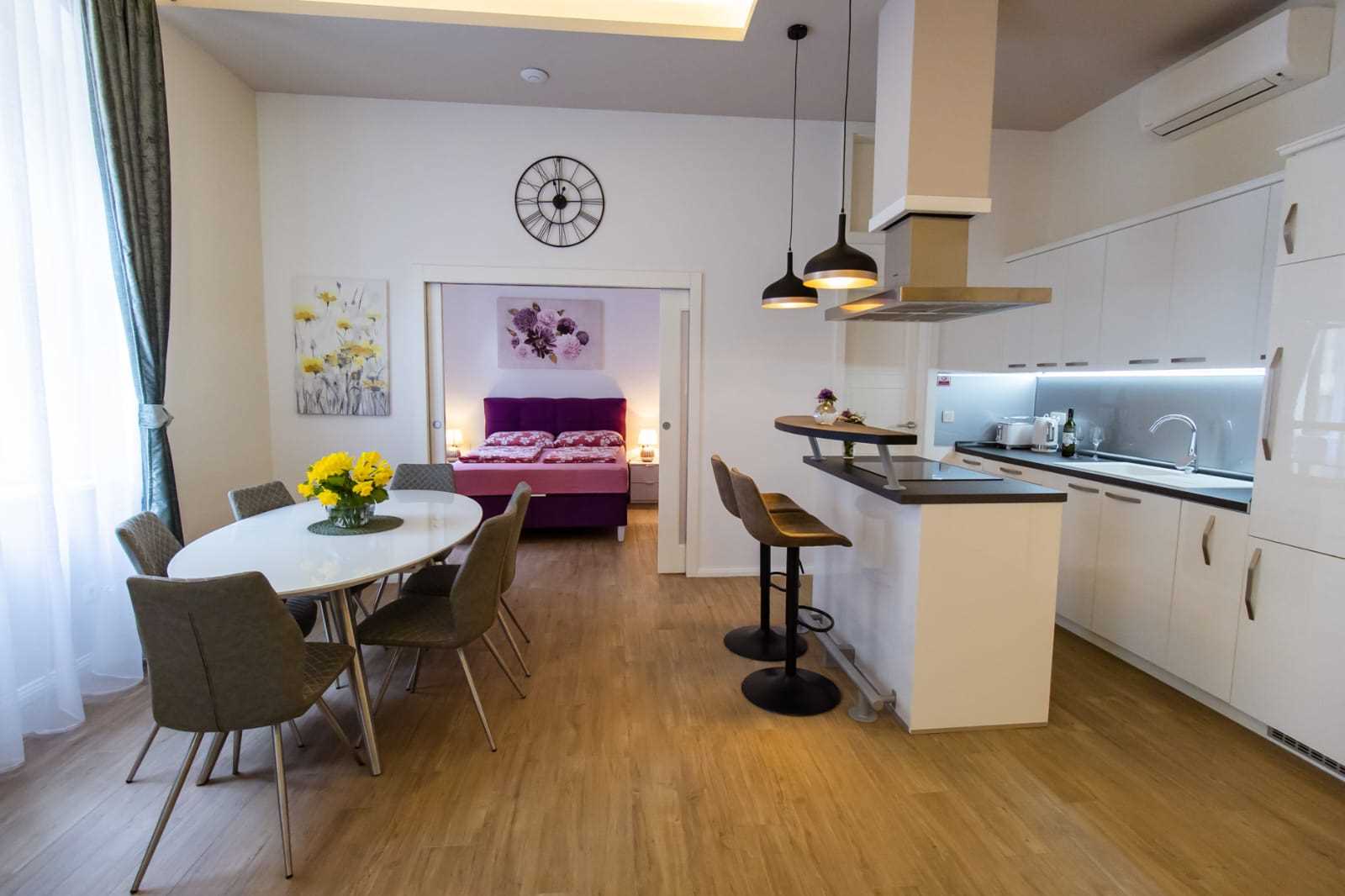 ** Bonne Chance Apartment