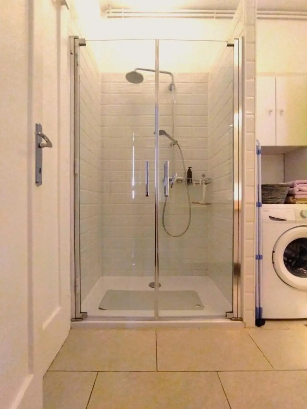 One-Bedroom Apartment in Zagreb for Up to 4