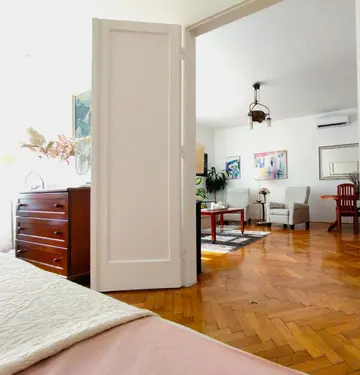 One-Bedroom Apartment in Zagreb for Up to 4