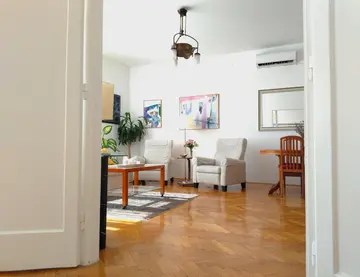 One-Bedroom Apartment in Zagreb for Up to 4