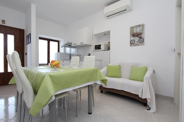 Two-Bedroom Apartment for 4 in Rovinj