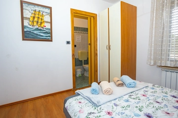 Two-Bedroom Apartment with Pool in Kanfanar