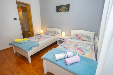 Two-Bedroom Apartment in Kanfanar with Shared Pool