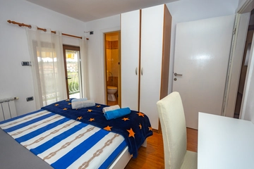 Two-Bedroom Apartment in Kanfanar with Shared Pool